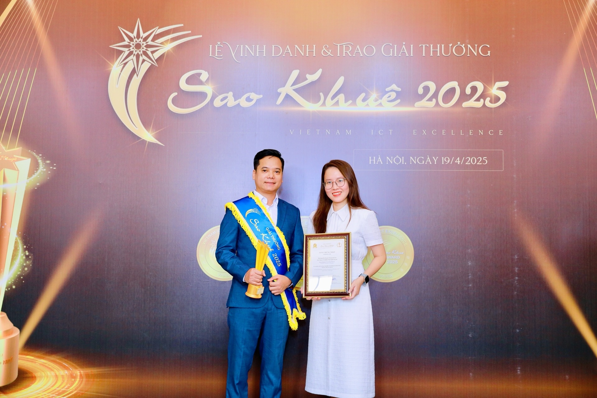 Vinh danh Sao Khuê 2025