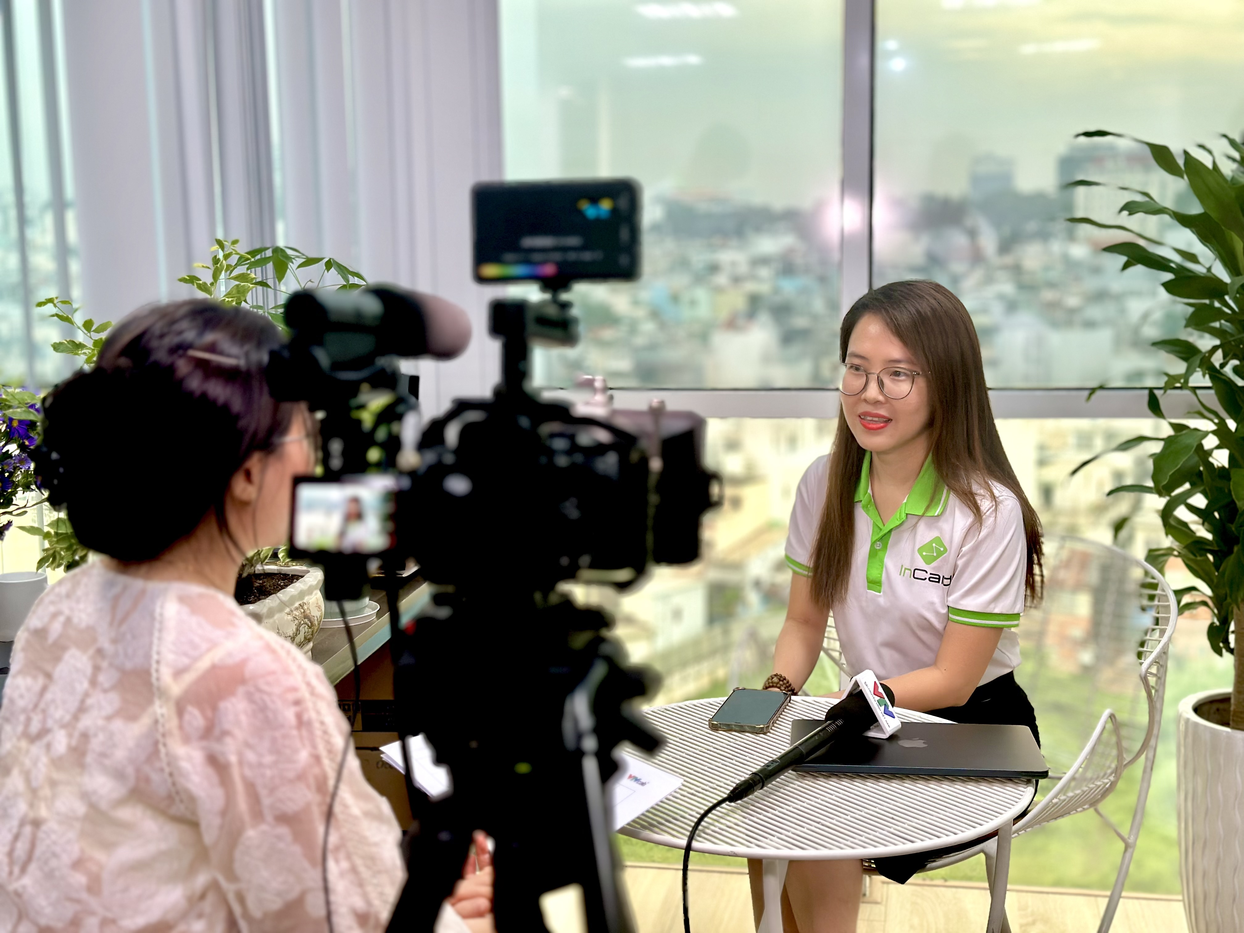 Phỏng vấn truyền thông